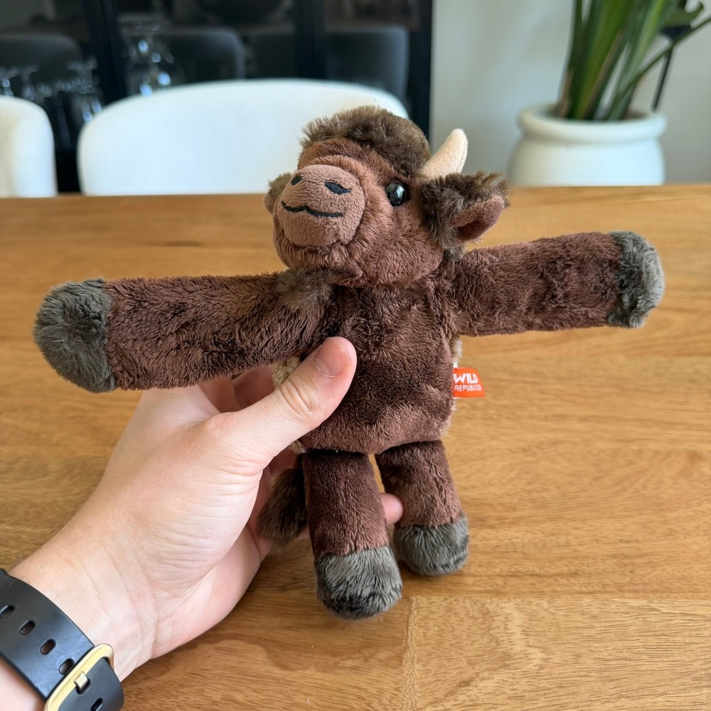 Wild Republic Huggers Bison Plush Slap Bracelet Stuffed Animal Brown Buffalo